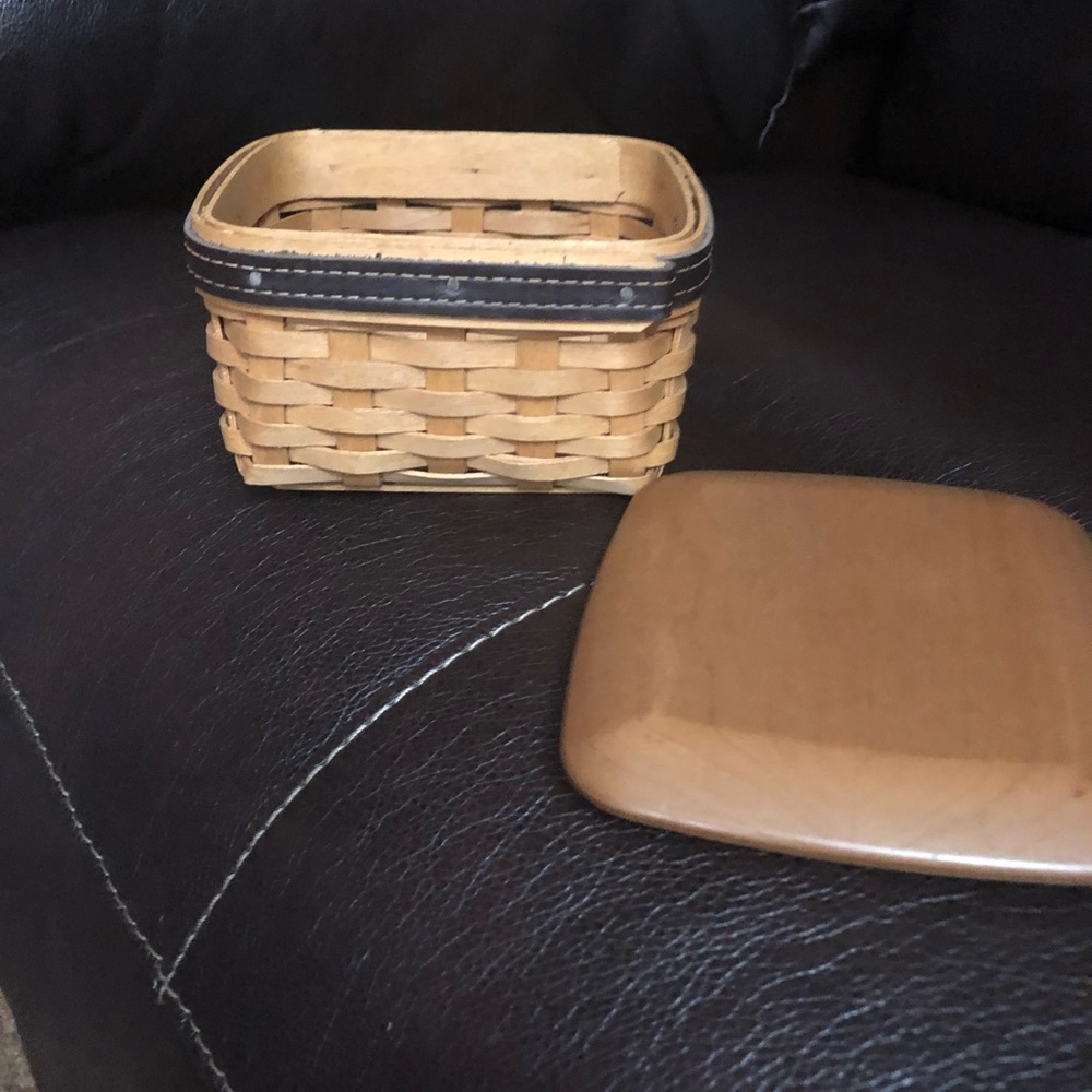 Longaberger pocket change basket